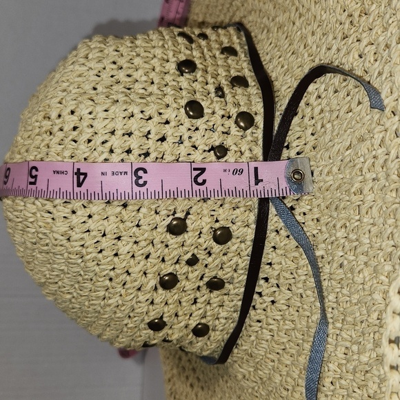 Chico's Crochet Open Weave Adjustable Wide Brim Boho Beach Hippie Summer Hat - Picture 11 of 12